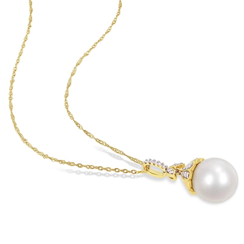 Miadora 14k Yellow Gold White South Sea Cultured Pearl 1/10ct TDW Diamond Drop Necklace (10-11mm)