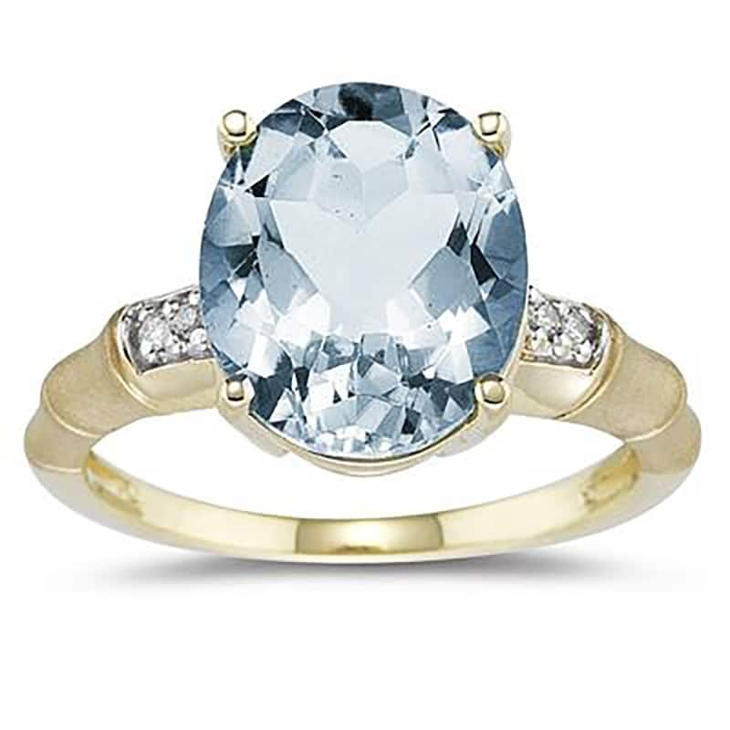 3.97 Carat Aquamarine and Diamond Ring in 14K Yellow Gold