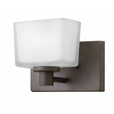 Hinkley Taylor 1-Light Sconce in Buckeye Bronze