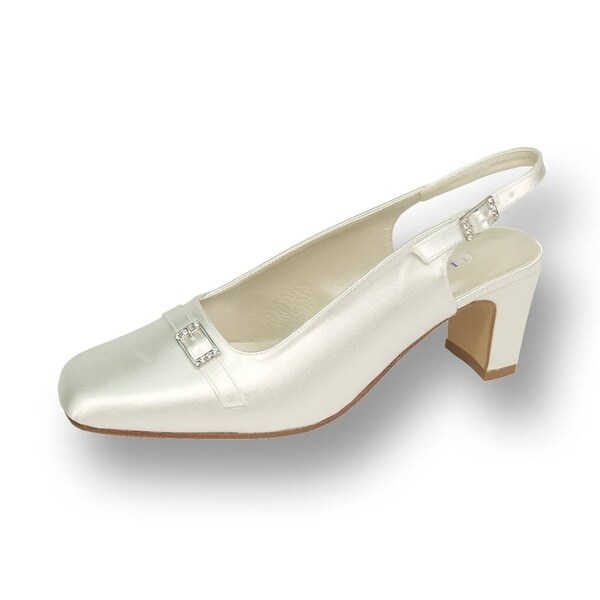 dyeable satin pumps