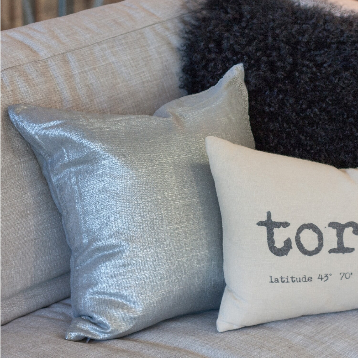 Pillow Decor - Tuscany Linen Black 12x20 Throw Pillow - On Sale