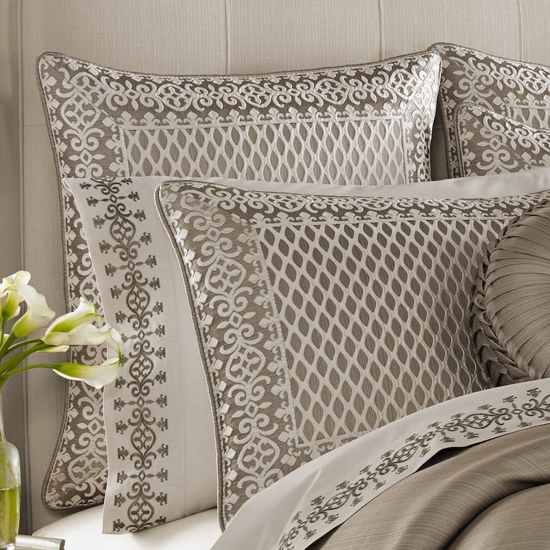 Five Queens Court Beaumont Champagne Diamond Bordered Euro Sham - champagne