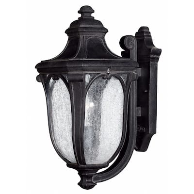 Hinkley Trafalgar 1-Light Outdoor Wall Mount in Museum Black