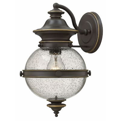 Hinkley Saybrook 1-Light Outdoor Wall Mount in Oil Rubbed Bronze