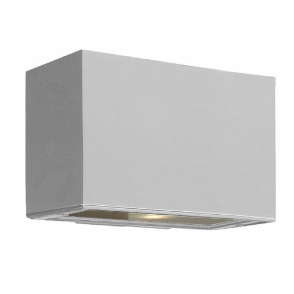 Hinkley Atlantis LED Outdoor Wall Mount in Titanium. Opens flyout.