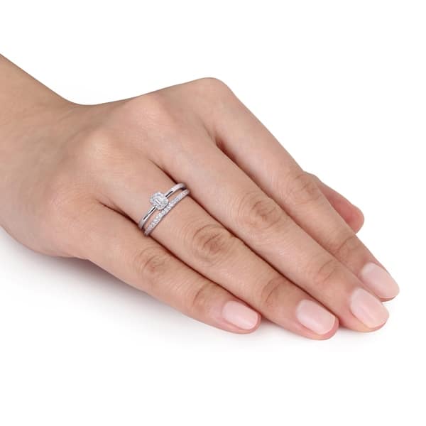 1/8 TDW White Gold Genuine Emerald and Diamond Ring 1/8 TDW White Gold Genuine Emerald and Diamond Ring