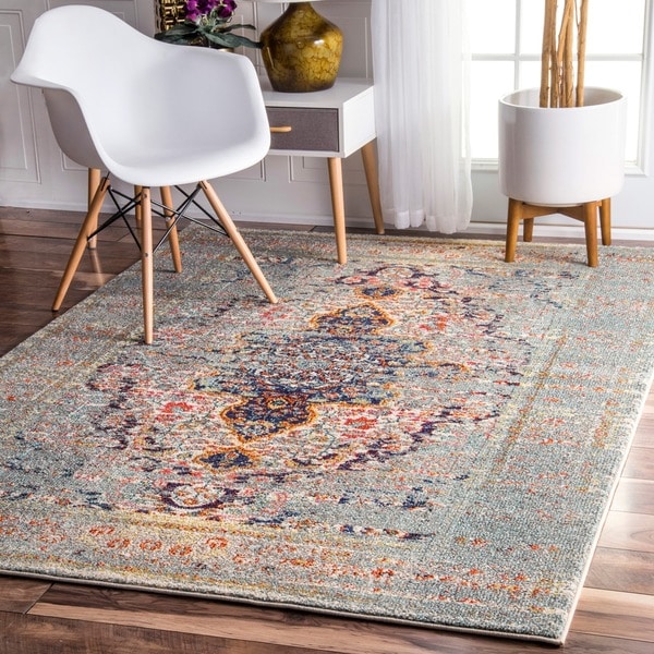 The Curated Nomad Granito Distressed Traditional Vintage Medallion Rug