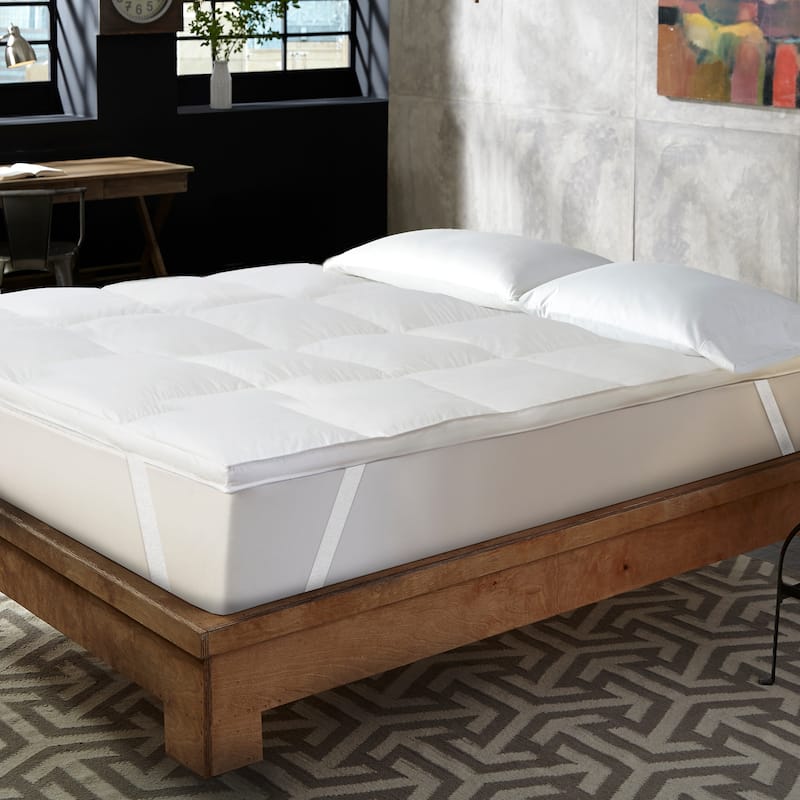 Hotel Laundry 1.5 inch Hotel Style Feather & Down Alternative Blend Feather Bed with Anchor Bands