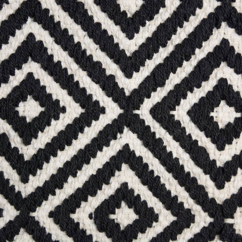 Design Imports Diamond Rug