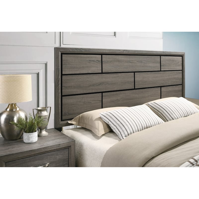 Roundhill Furniture Stout Carved Detailed Panel Bed