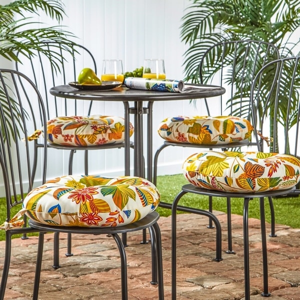 Dana Point 15 inch Round Outdoor Floral Bistro Chair Cushion Set