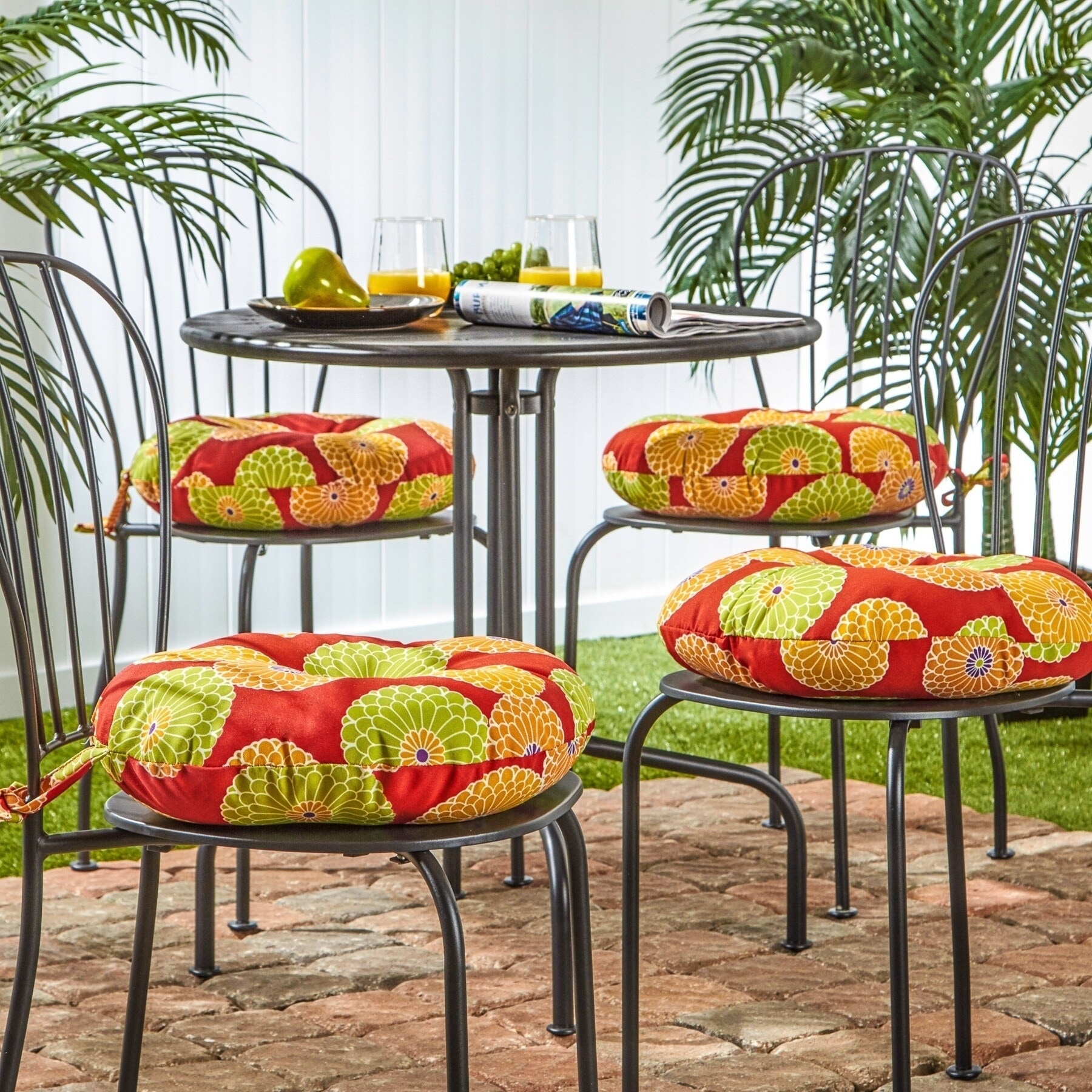 Eastport 15-inch Round Outdoor Bistro Chair Cushion (Set of 4) by