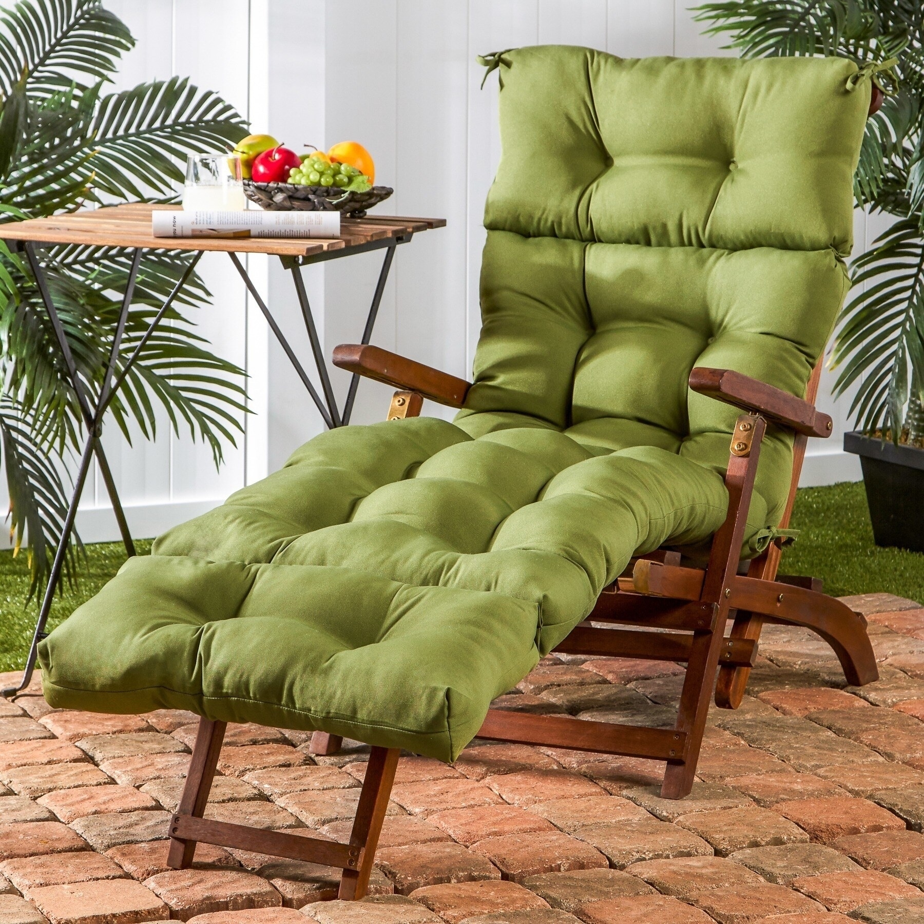 Green chaise hot sale lounge cushions