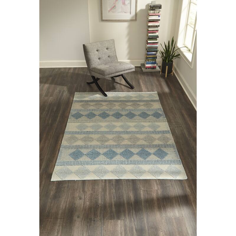 Momeni Andes Hand Woven Wool and Viscose Contemporary Geometric Area Rug.
