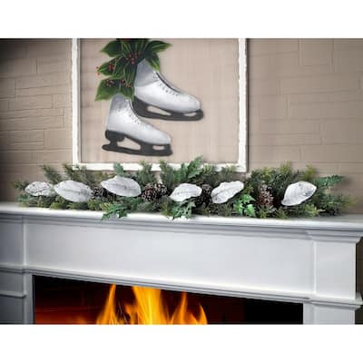 60" Mix Pine/Magnolia Leaf/Large Cone Garland