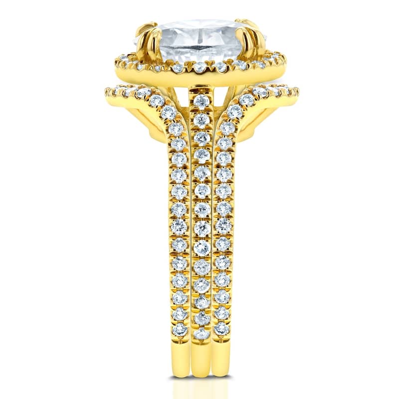 Annello by Kobelli Oval 14k Gold 2 1/4ct TGW Moissanite and Lab Grown Diamond Halo 3pc Bridal Set (GH/VS, DEF/VS) - Yellow