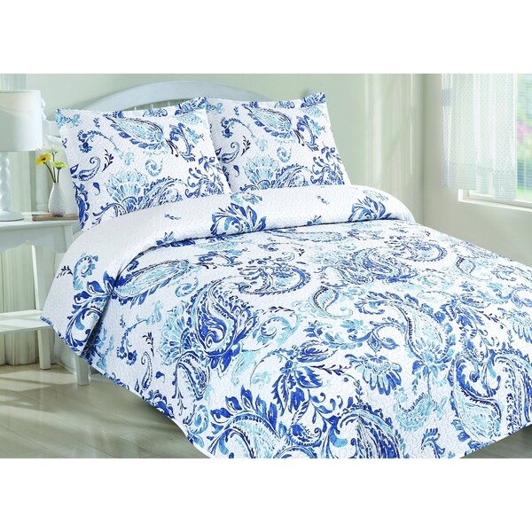 Kelly Classic Blue Paisley Printed Quilt Set