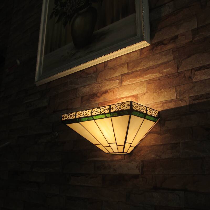 Tiffany Style 1-light Wall Sconce