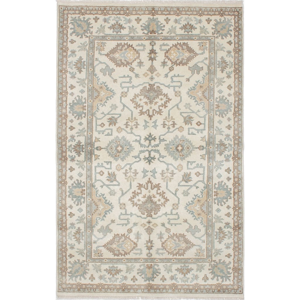 ECARPETGALLERY Hand-knotted Royal Ushak Cream Wool Rug - 5'3 x 9'2