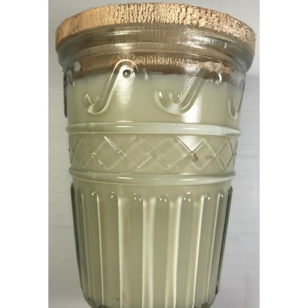 Swan Creek Timeless Collection Vanilla Pound Cake Candle