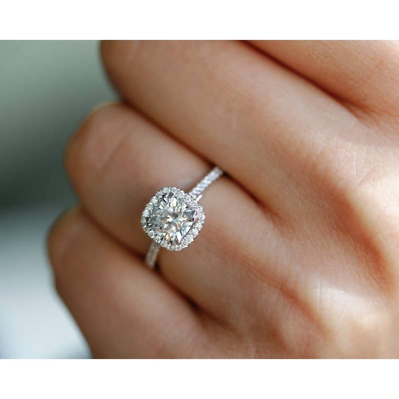 Annello by Kobelli 14k Solid Gold 1 1/3ct TGW Forever One Moissanite and Lab Grown Diamond Halo Engagement Ring (DEF/VS)