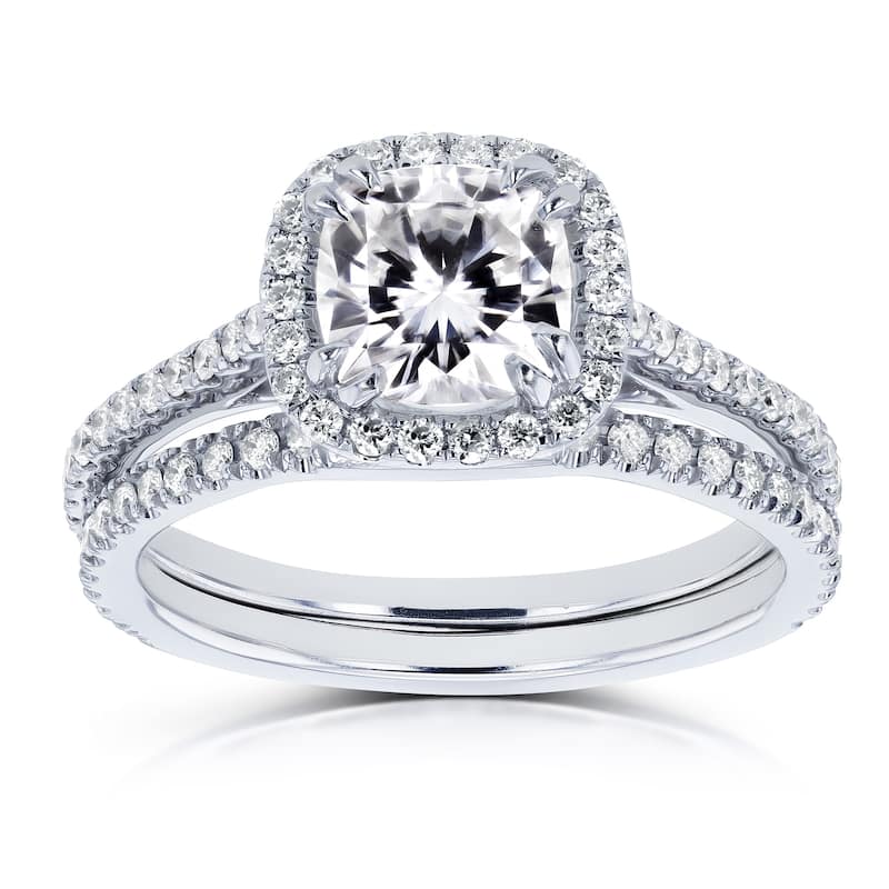 Annello by Kobelli 14k Gold 1 1/2ct TGW Forever One Moissanite and Lab Grown Diamond Halo Bridal Rings Set (DEF/VS)