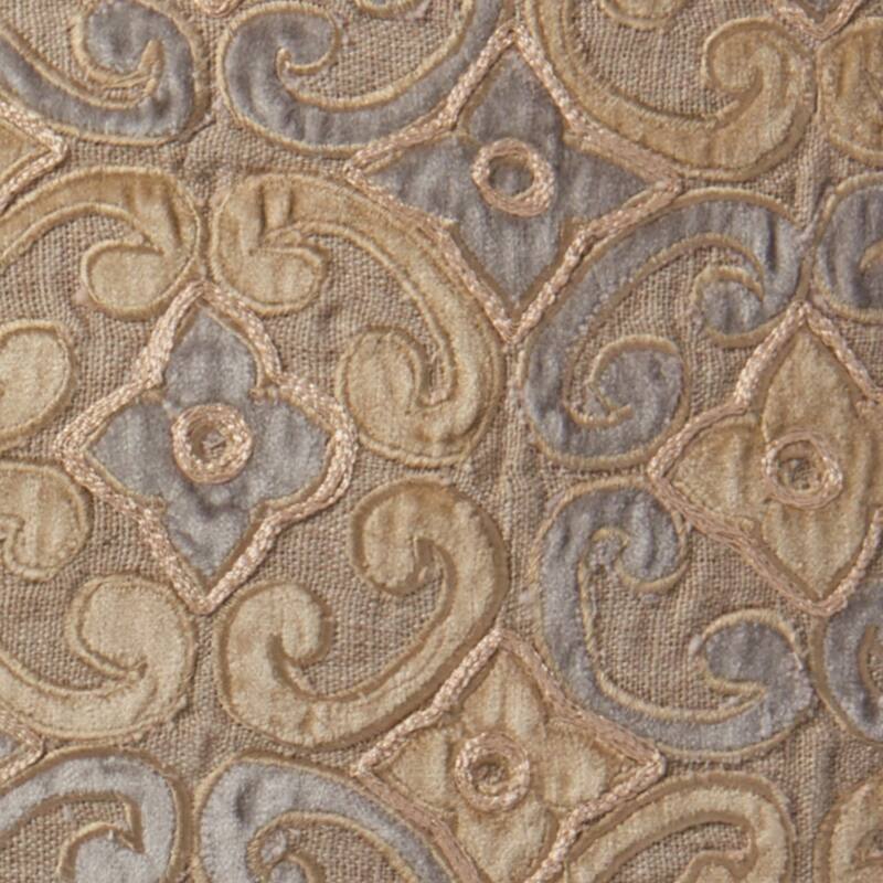 Traditional Medallion Cotton Velvet Applique 22-inch Pillow Cover