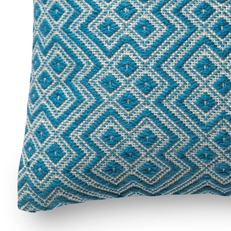 Indoor/ Outdoor Moroccan Geometric 22-inch Pillow Cover