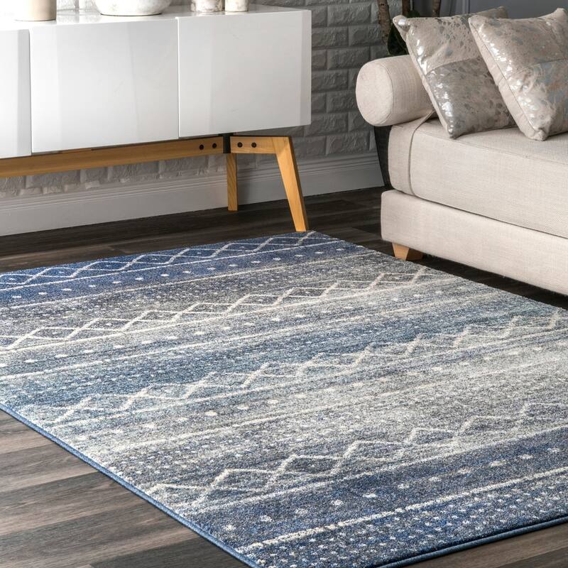 Nuloom Contemporary Vintage Faded Aztec Milo Geo Print Area Rug