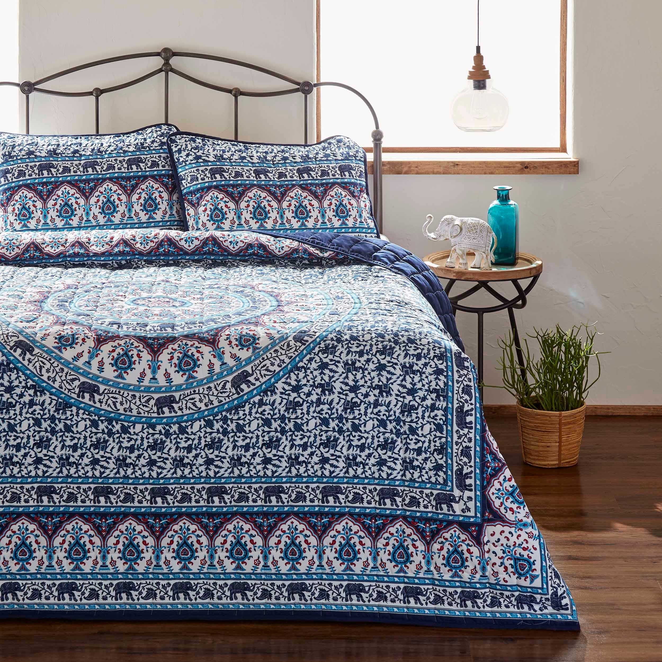 Navy King Azalea Skye Amena Quilt Set