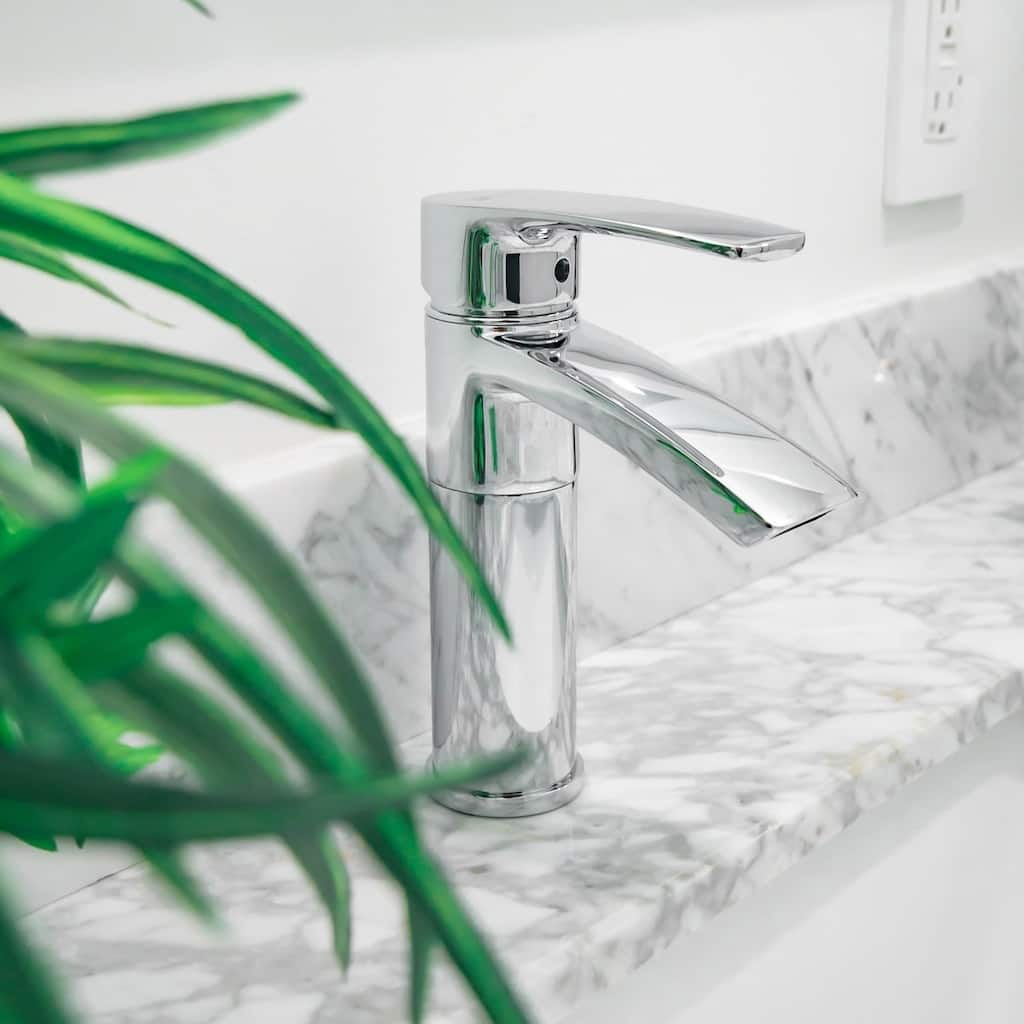 Ariana 7" Single Hole Bathroom Sink Faucet with Swivel Spout