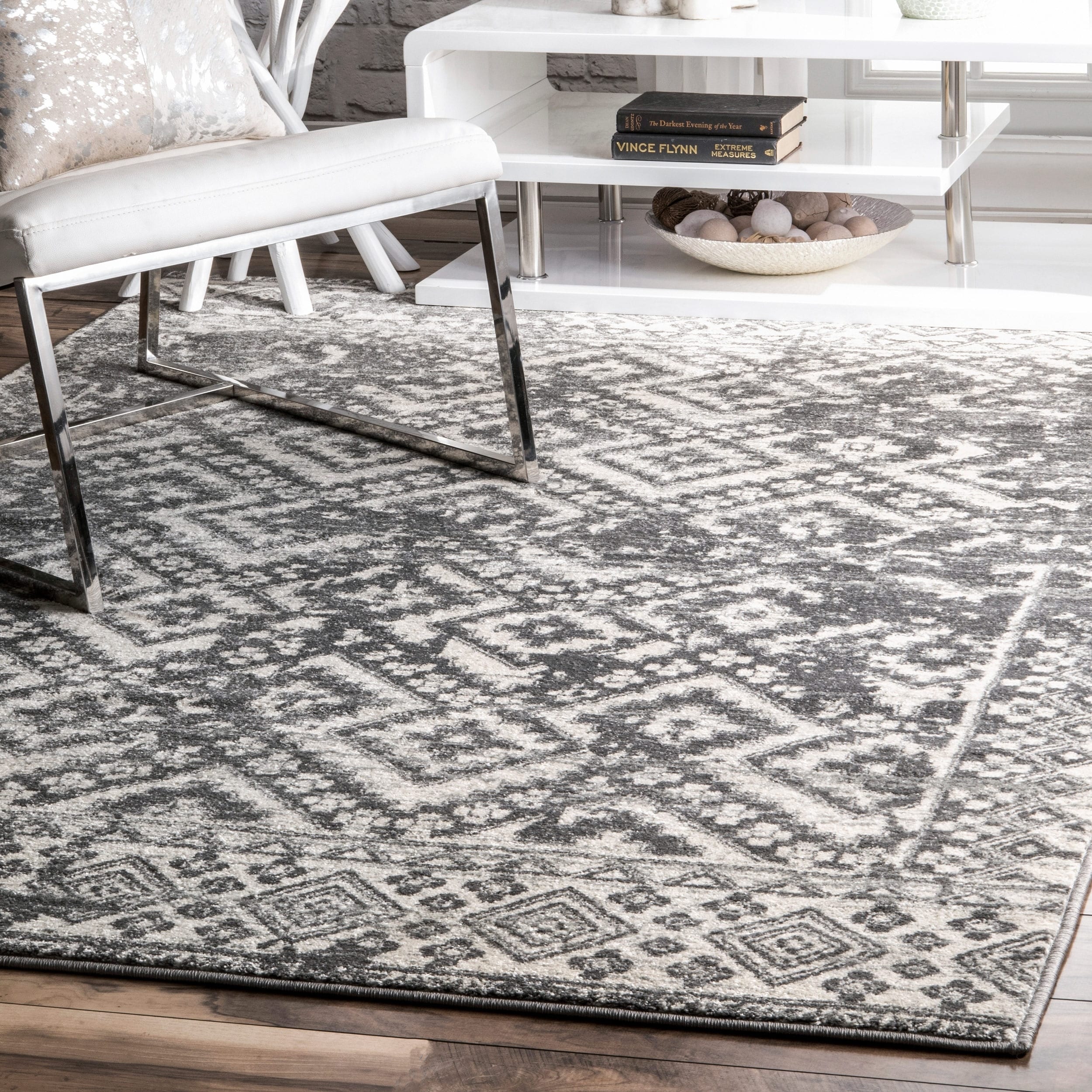 Nuloom Gray Transitional Modern Ombre Aztec Geo Diamond Area Nuloom Gray Transitional Modern Ombre