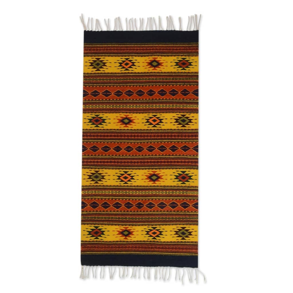 NOVICA Handmade Zapotec Oaxaca Sun Wool Rug (Mexico) - 2.6' x 4.9' - 2.6' x 4.9'