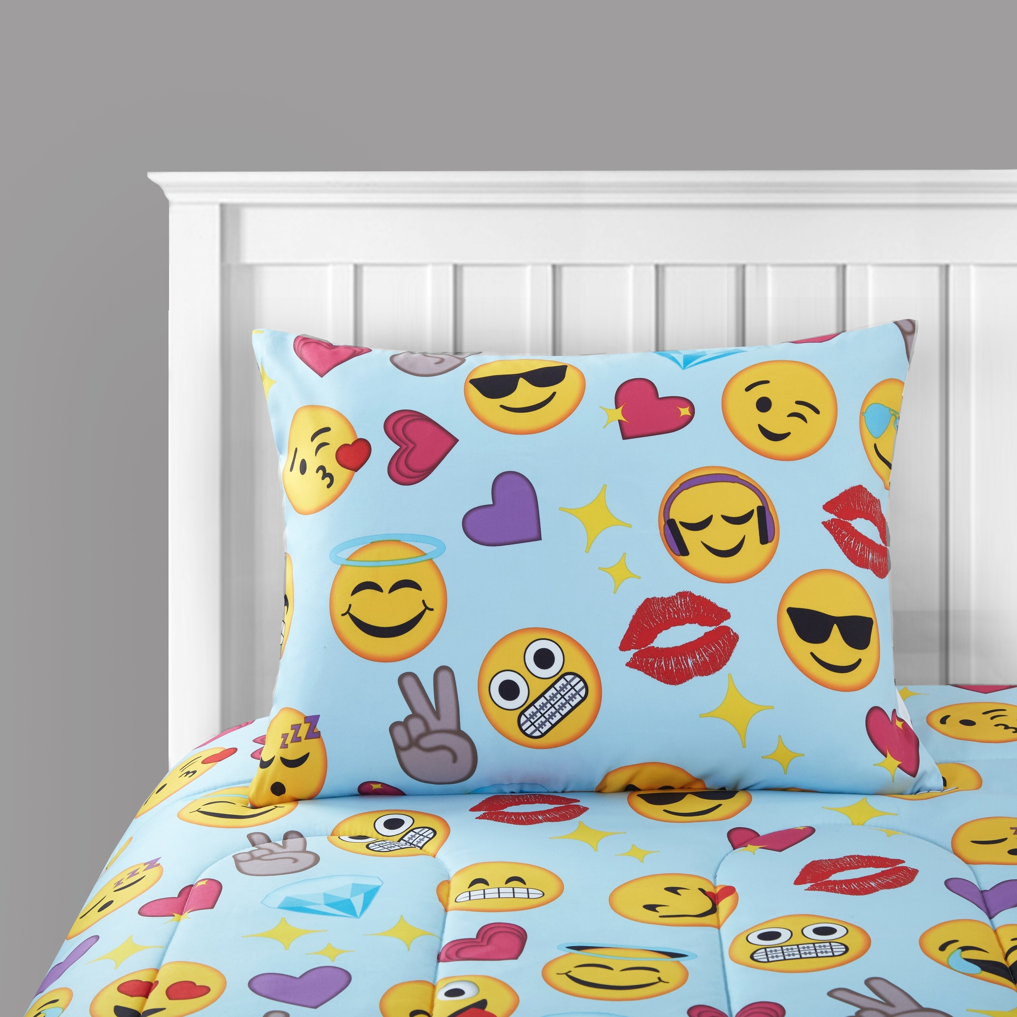 Twin Light Blue Details about   Emoji Pals Bling Bed in a Bag 