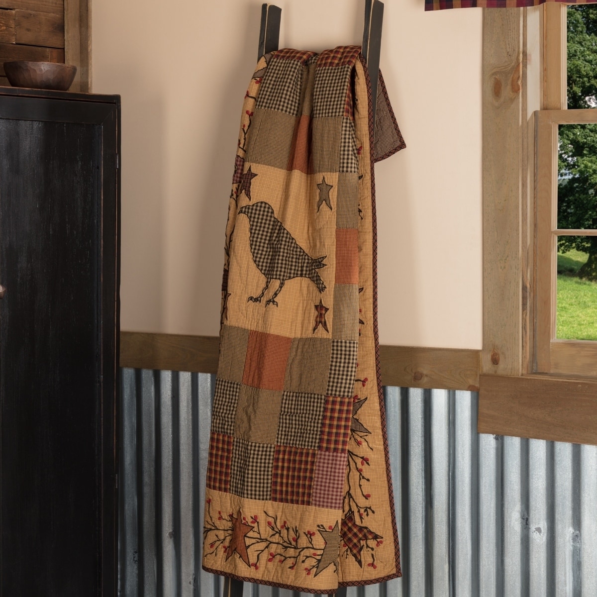 Shop Red Primitive Decor Vhc Heritage Farms Crow And Star Throw