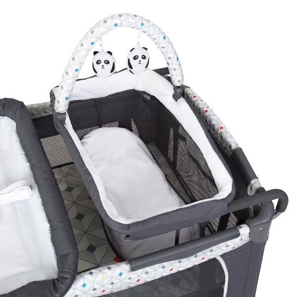 baby trend floral pack n play