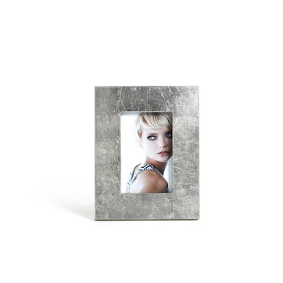 4" x 6" Photo Frame, Silver Finish with Leaf Design