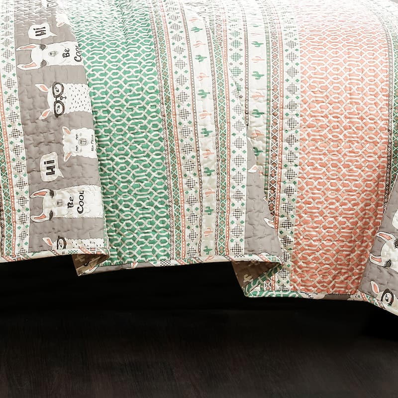 Lush Decor Llama Stripe Quilt Set