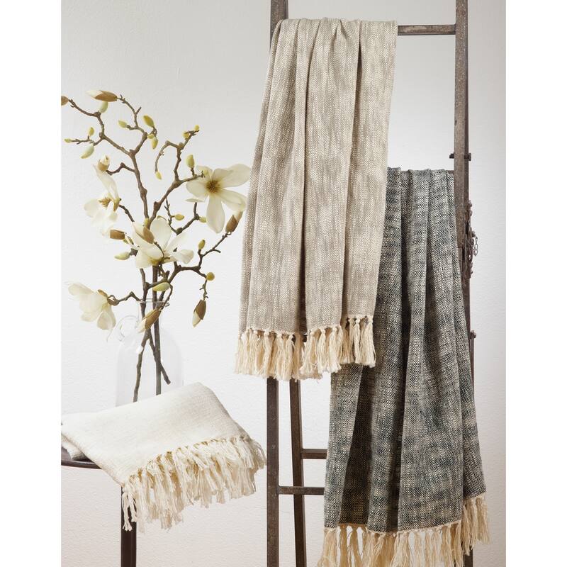 Solid Tasseled Cotton Throw