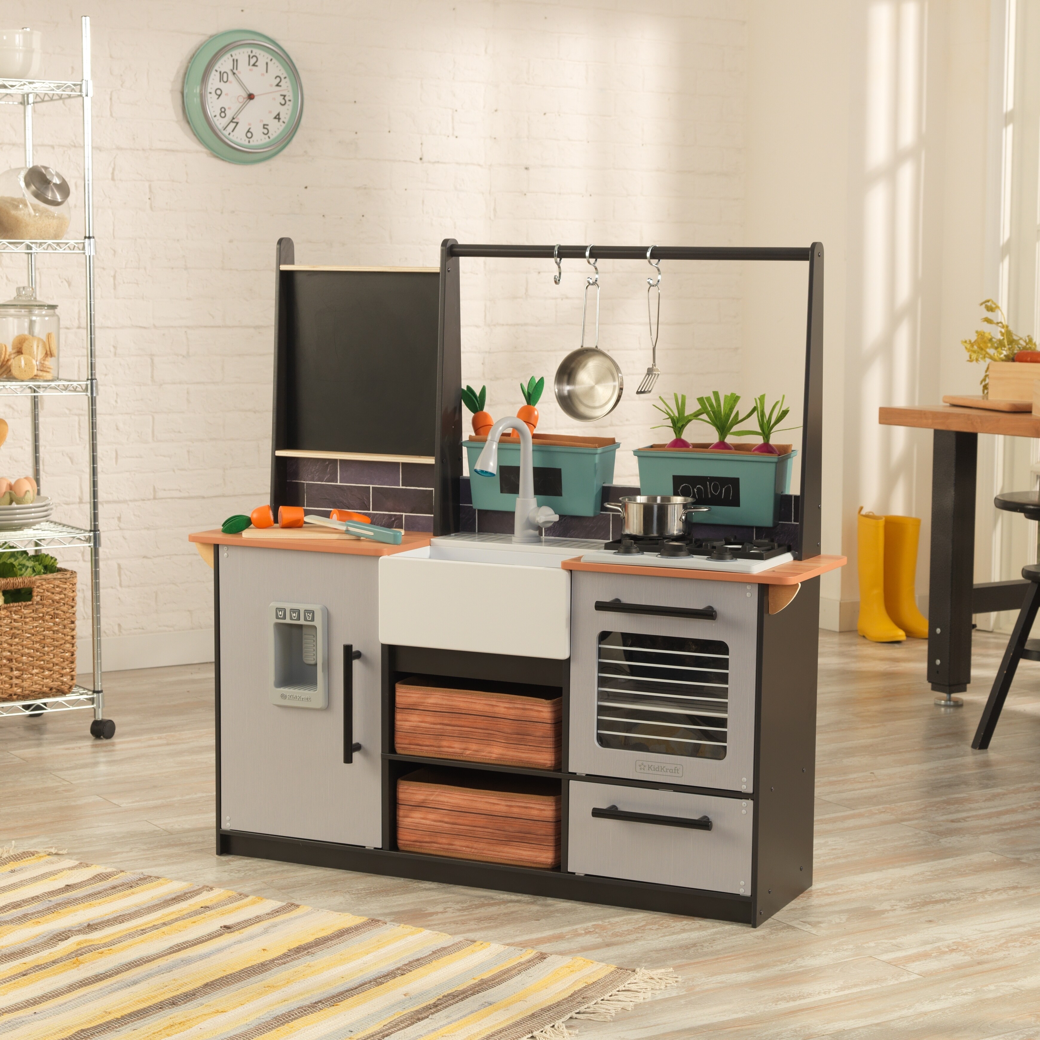 farmhouse play kitchen