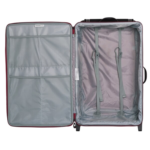 lightest 21 inch carry on luggage