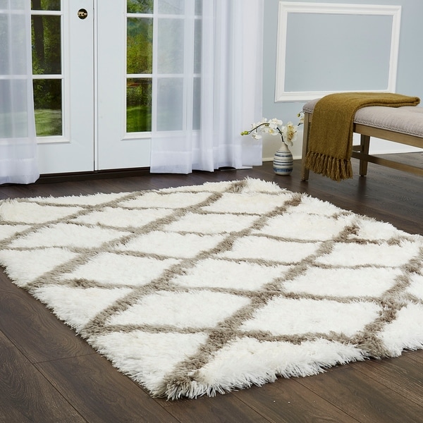 Shop Paramount Diamond White-Gray Shag Area Rug by ELLE Home - 7'8