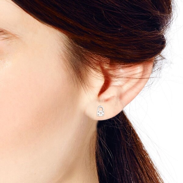 mini stud earrings
