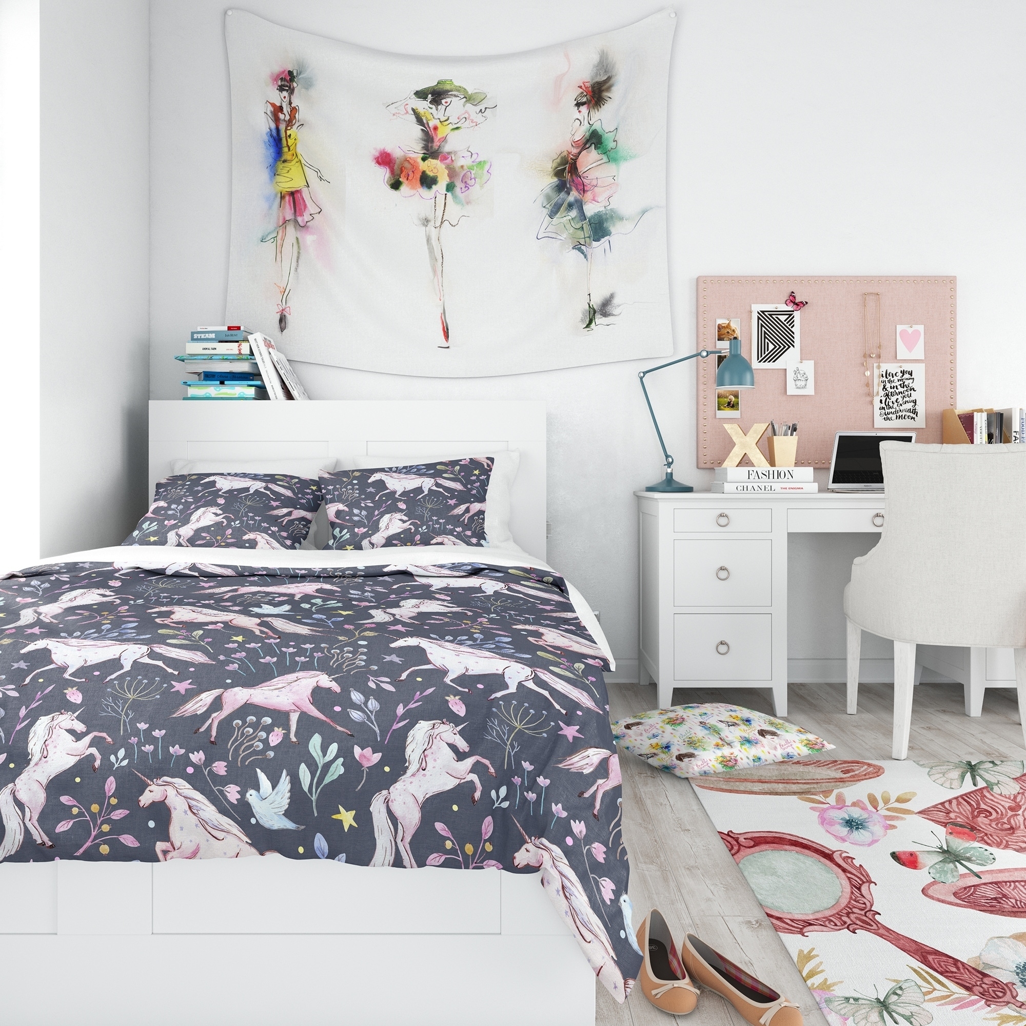 Designart 'Watercolor Unicorn Pattern' Modern Teen Bedding-image