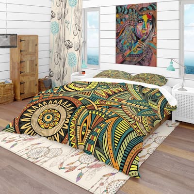 Designart 'Abstract Pattern Made Up of Flower' Bohemian & Eclectic Bedding Set - Duvet Cover & Shams