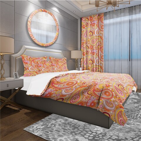 Designart 'Pattern Based on Traditional Asian Elements ' Mid-Century Modern Bedding Set - Duvet Cover & Shams
