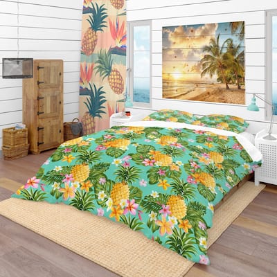 Designart 'Pinapples and Tropical Flowers' Tropical Bedding Set - Duvet Cover & Shams