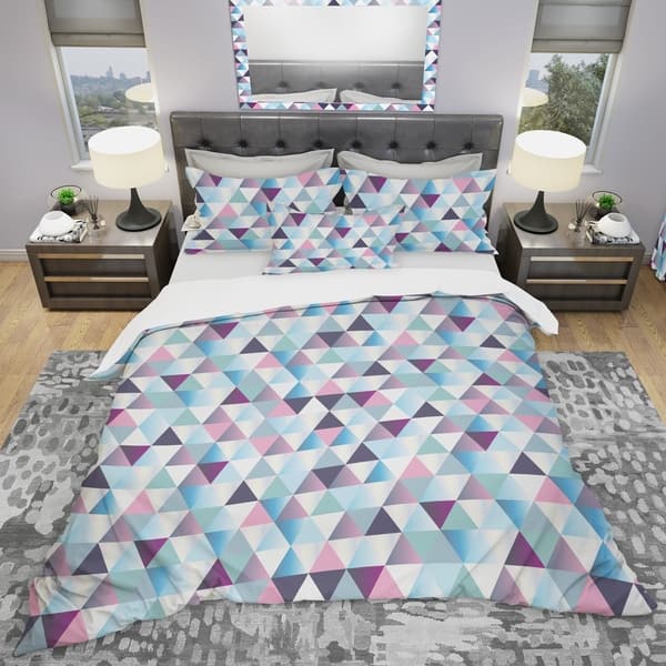 Designart 'Diamonds Triangle Abstract Pattern' Modern Bedding Set ...