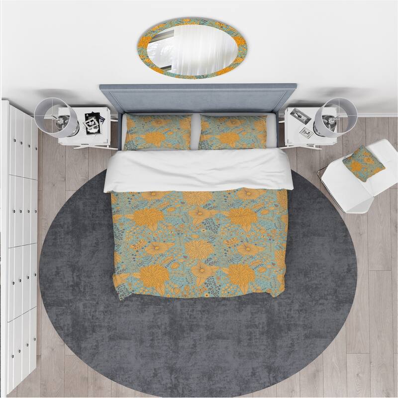 Designart 'Flower Pattern Botanic Texture' Bohemian & Eclectic Bedding Set - Duvet Cover & Shams