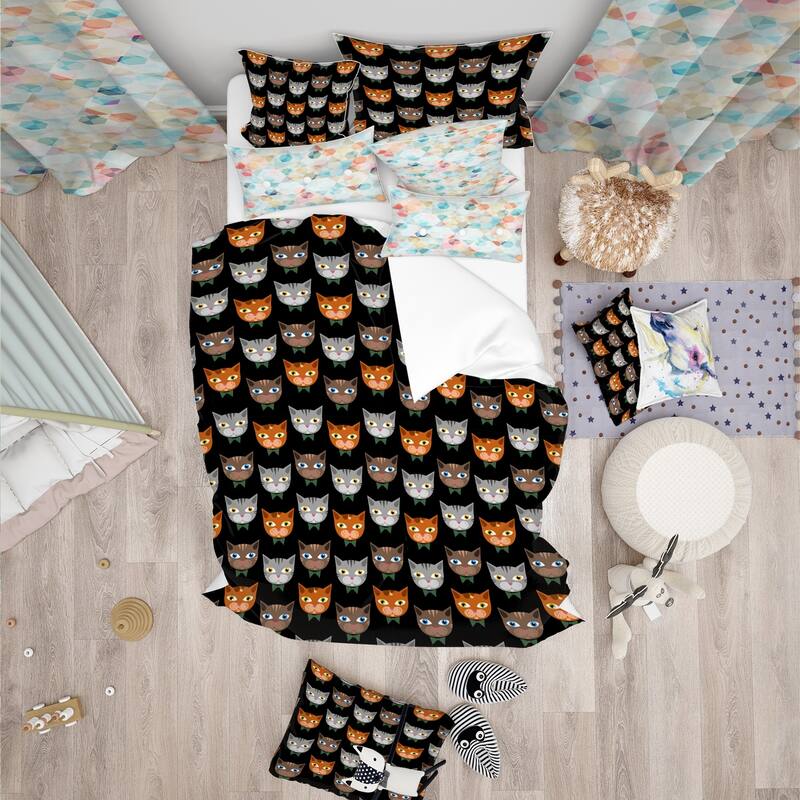 Designart 'Cute Cats Pattern' Modern kids Bedding Set Duvet Cover